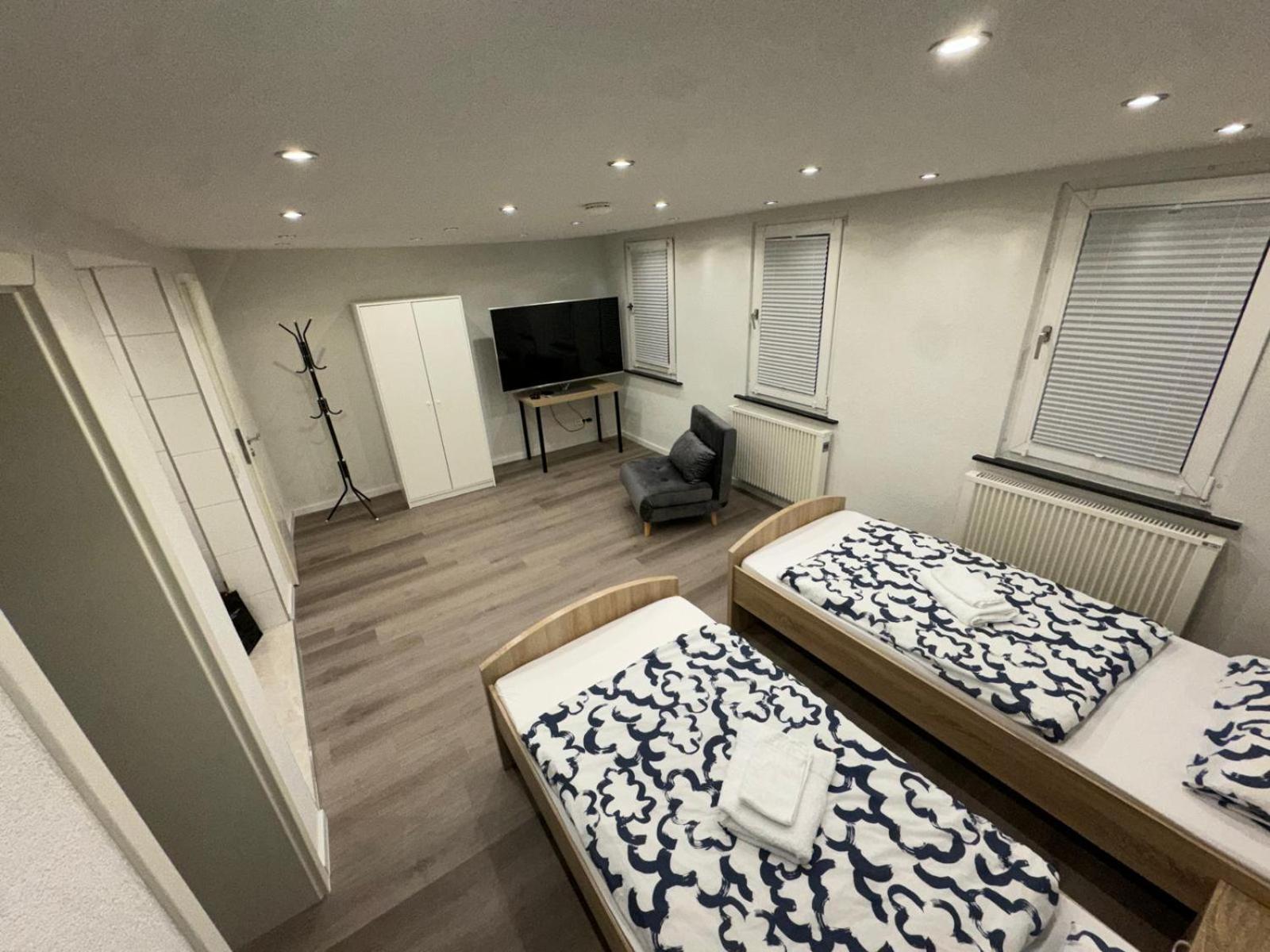 City Apart 2 Stadtwohnung Mit Netflix Nahe Bahnhof Sinsheim Buitenkant foto